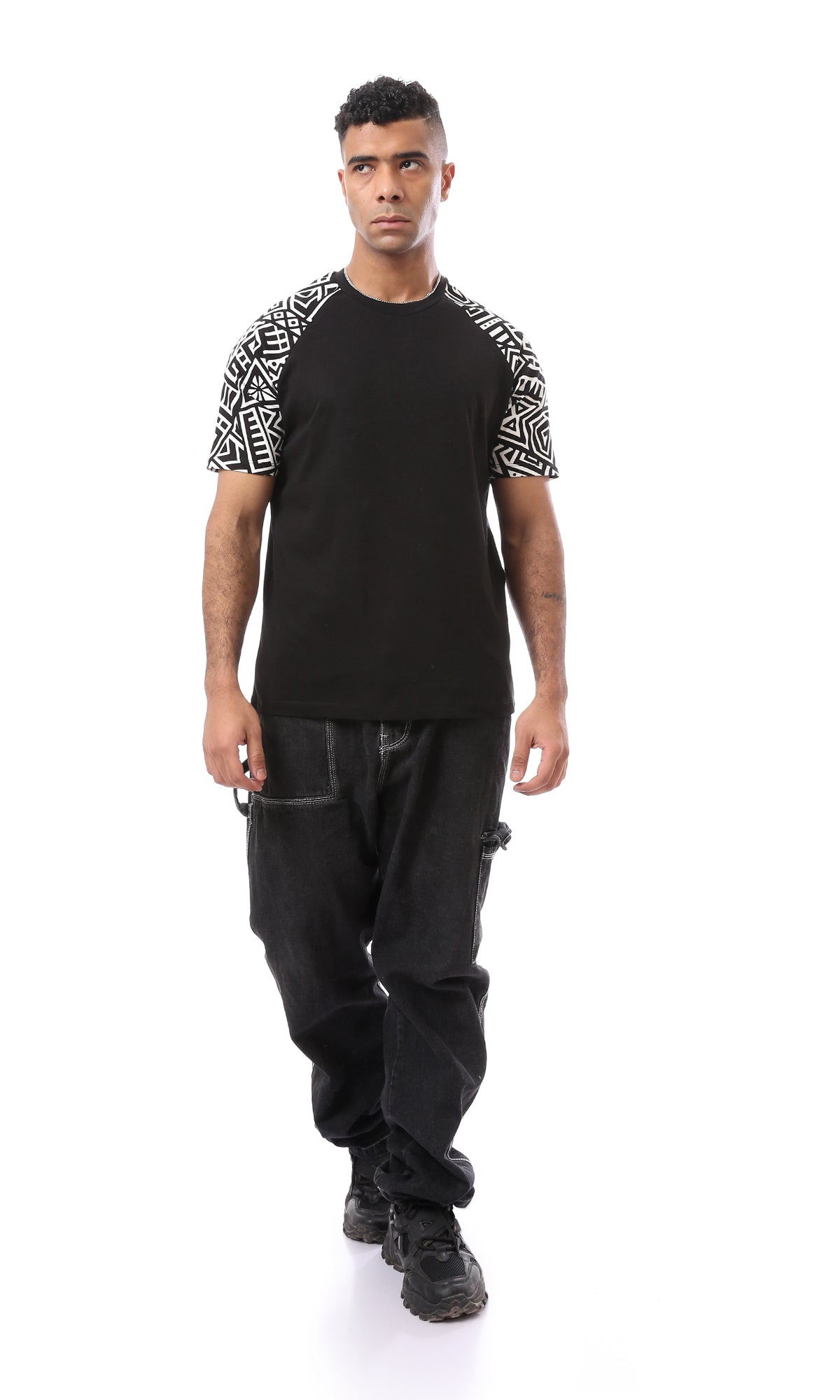 O167191 Patterned Sleeves Black Slip On Tee