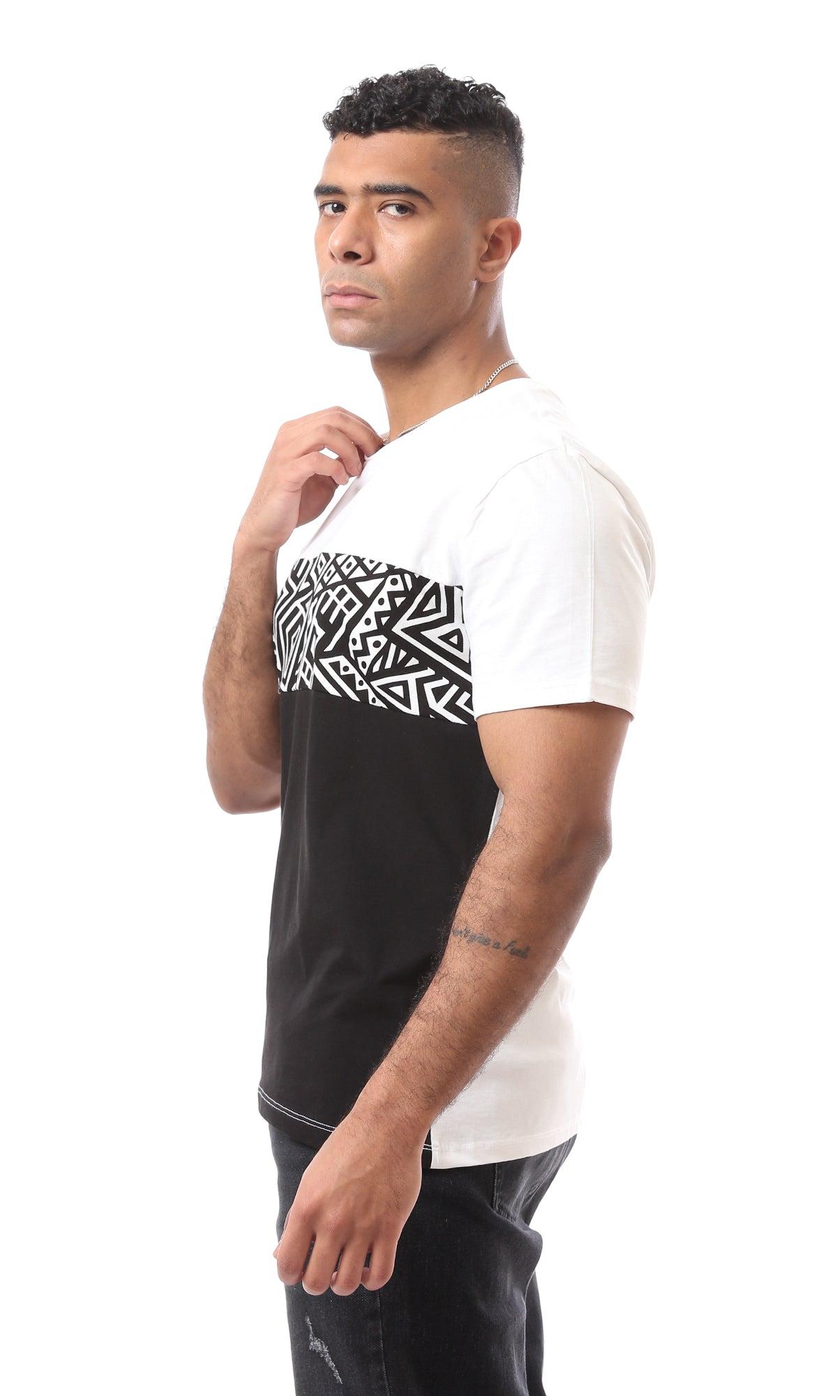 O167197 Bi-Tone White & Black Solid With Patterned Regular Tee