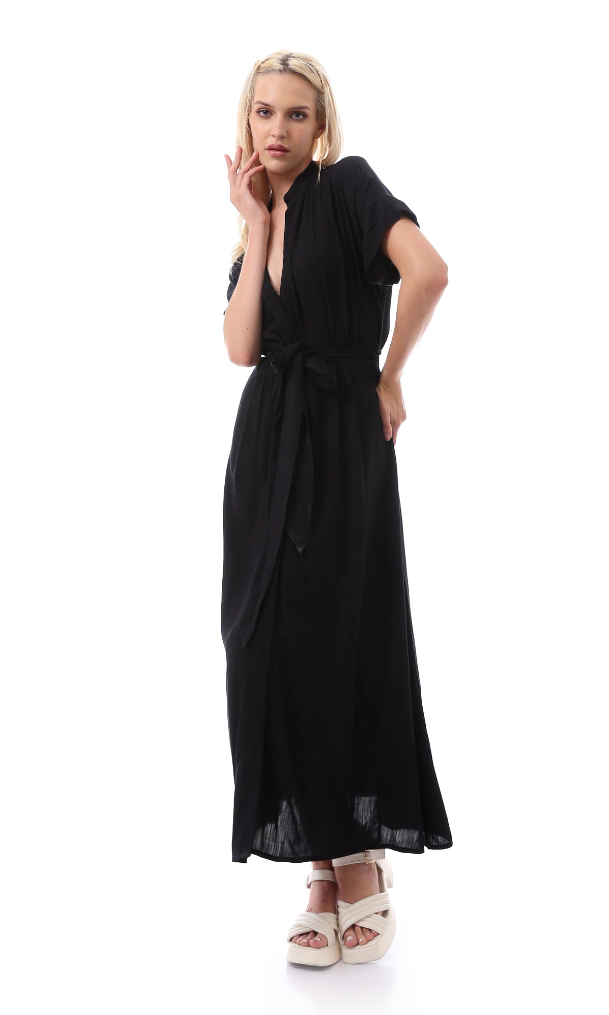 O167205 Women Short Sleeves Black Solid Basic Maxi Dress