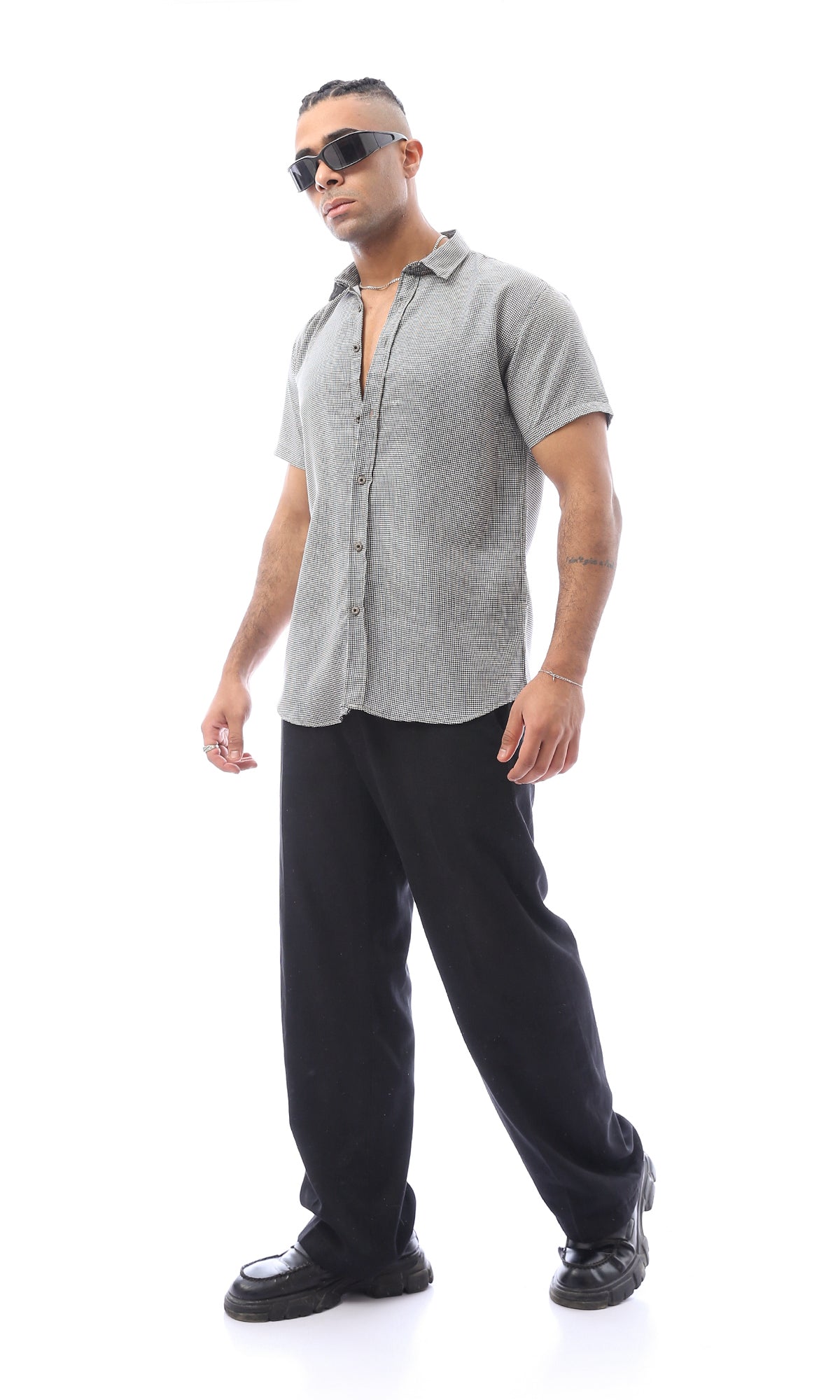 O168865 Men Short Sleeve
