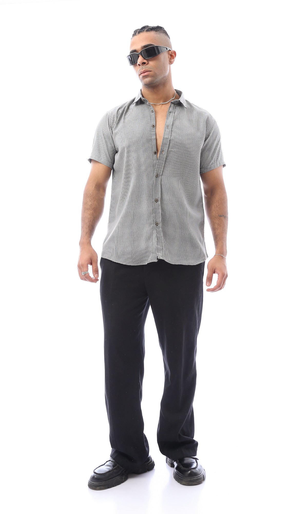 O168865 Men Short Sleeve