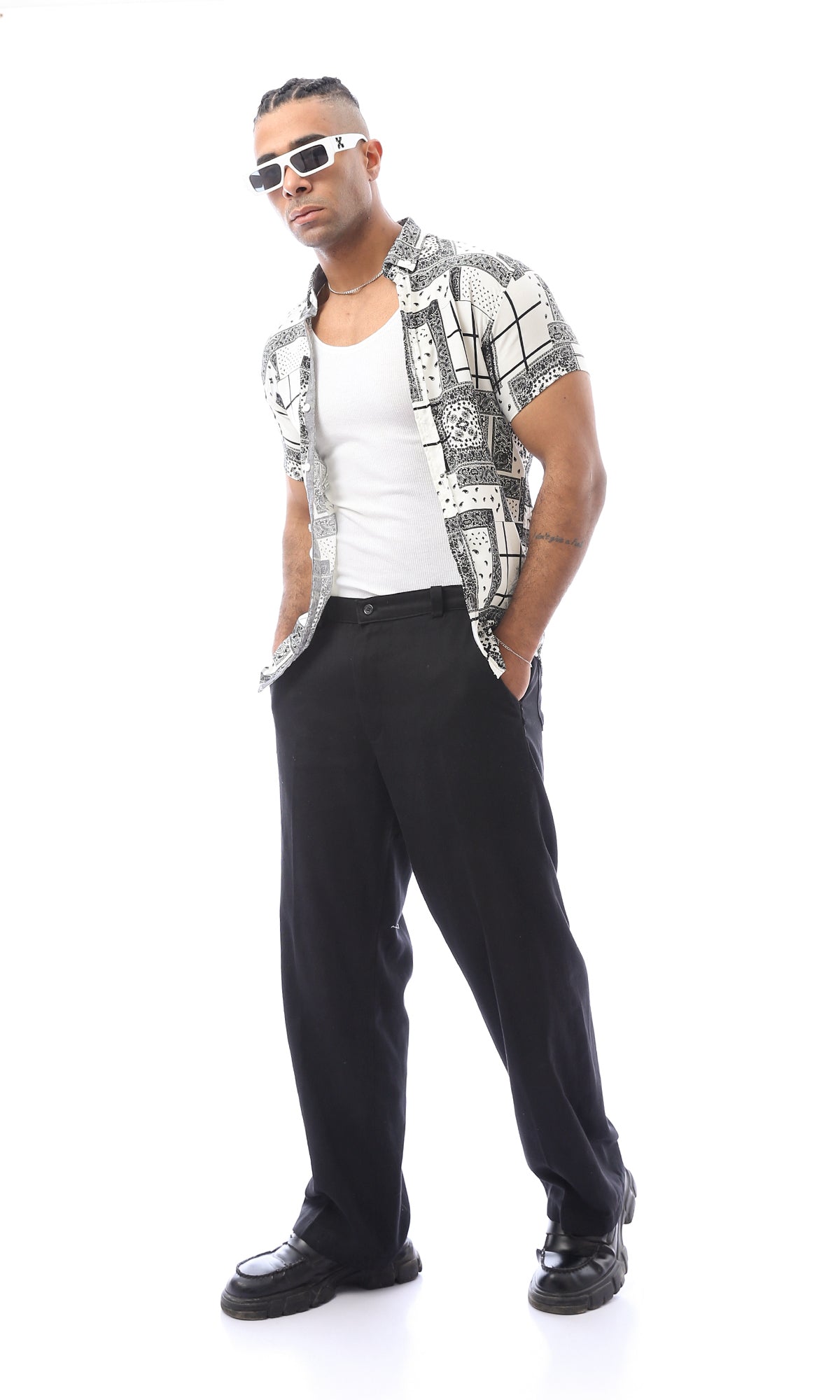 O168869 Men Short Sleeve