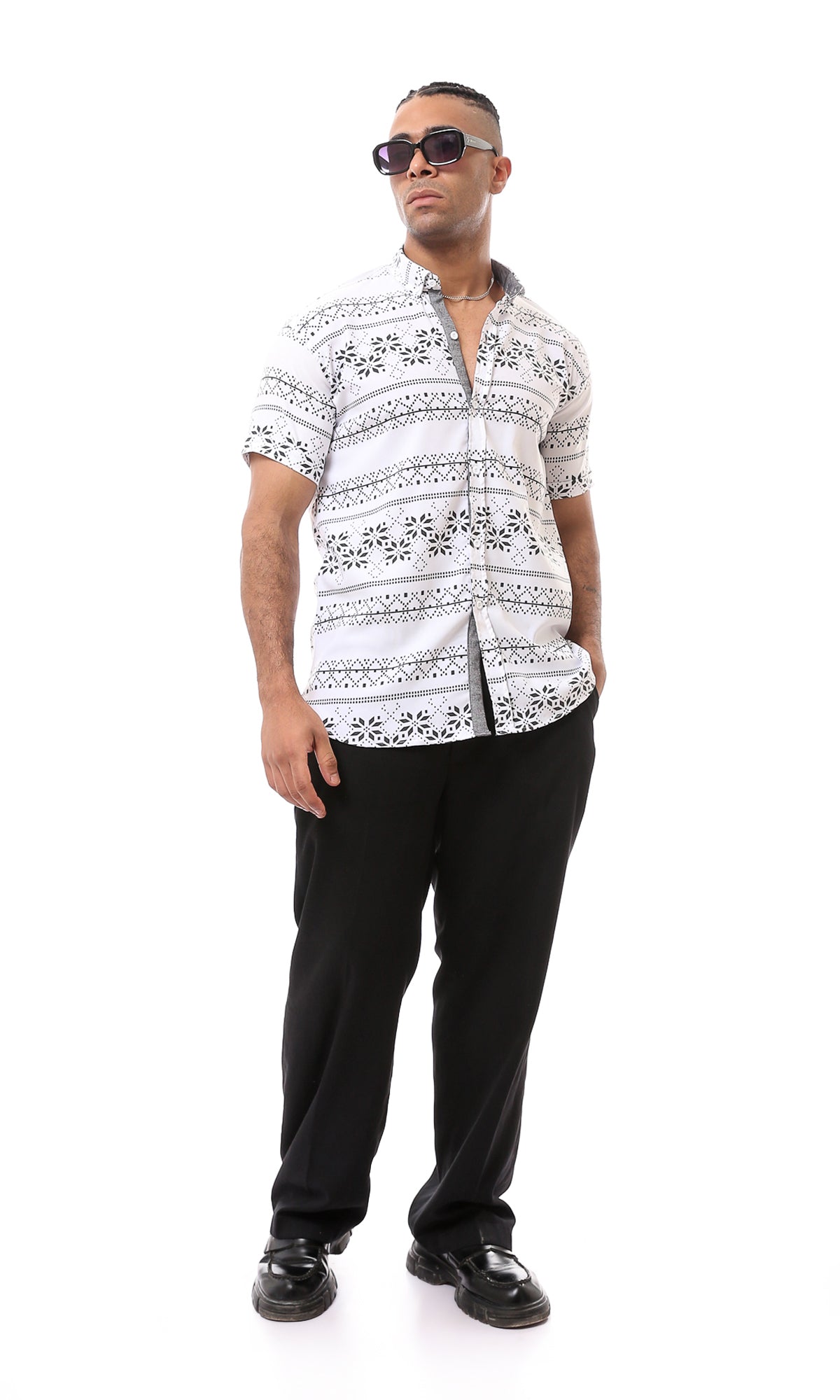O168870 Men Short Sleeve