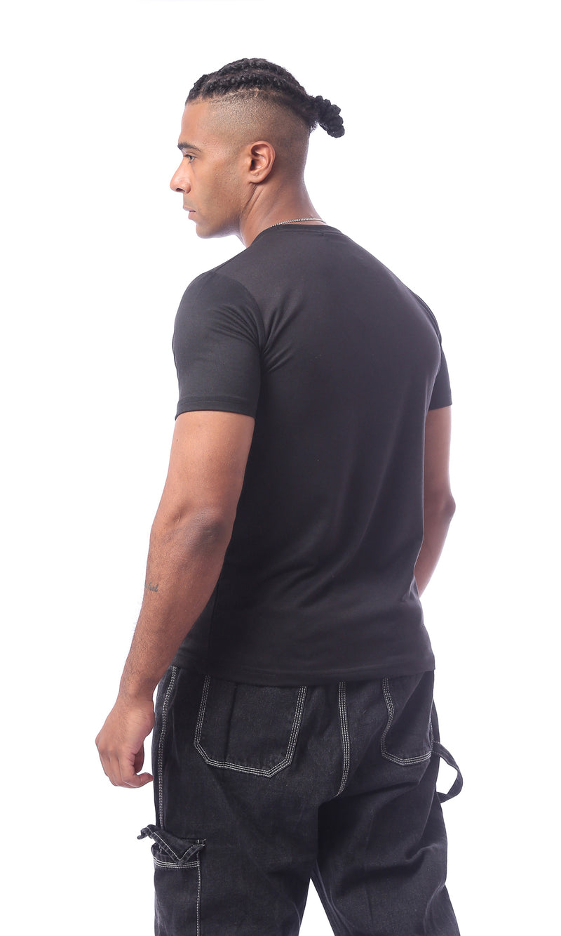 تي شيرت اسود سهل الارتداء ومريح بأكمام قصيرة